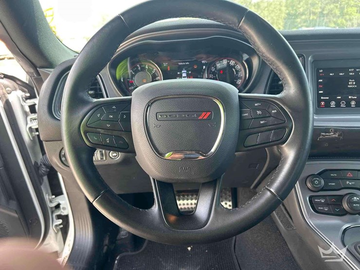 2023-dodge-challenger-coupe-image-16