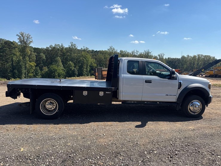 2018-ford-f550-xl-image-8