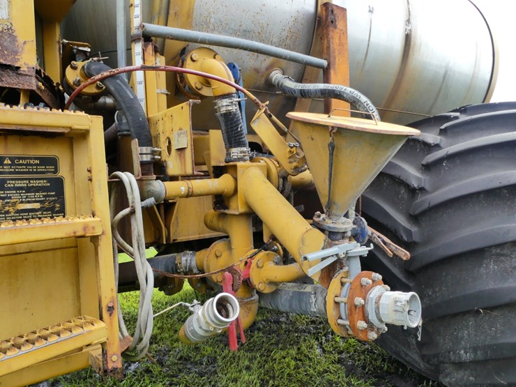 1996-caterpillar-3208-image-10