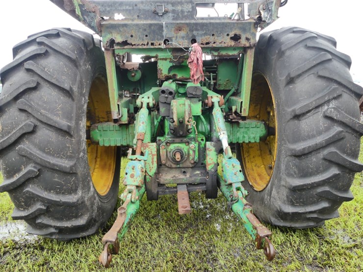 john-deere-3155-image-5