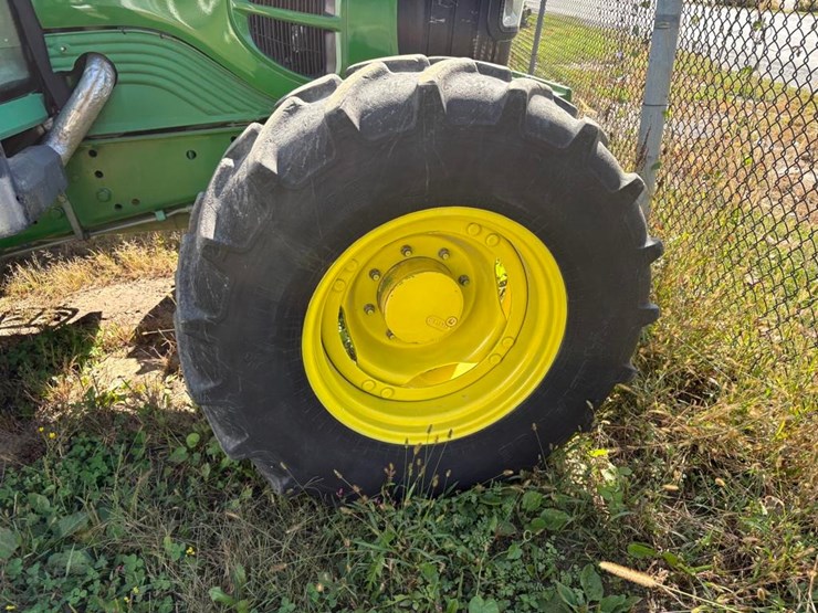 john-deere-6330-image-8