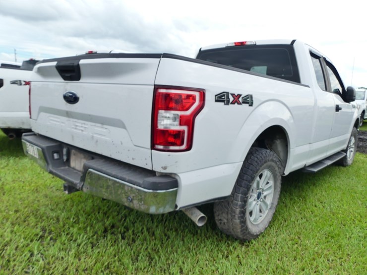2019-ford-f150-xl-image-3