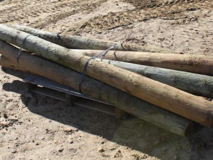 (8)-wooden-posts-image-5