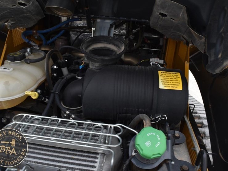 2024-deere-333g-image-36