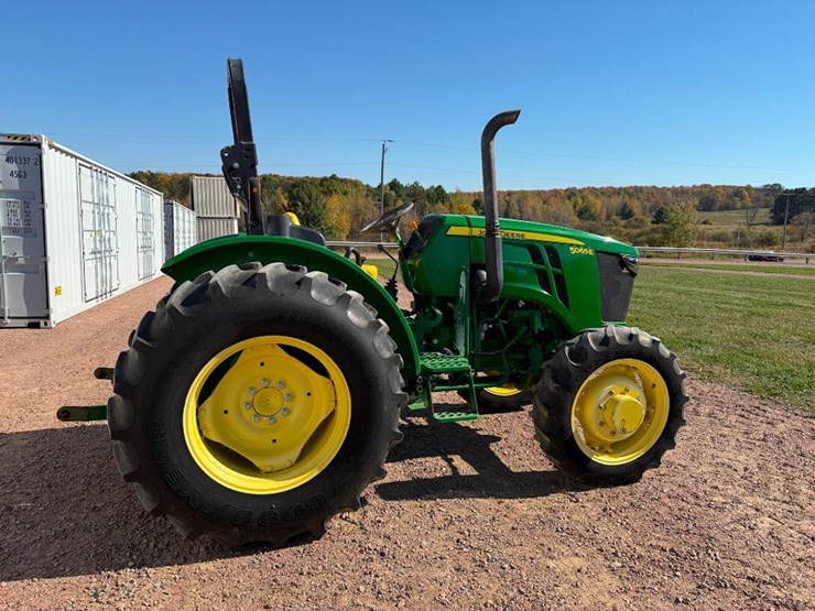 john-deere-5065e-image-4