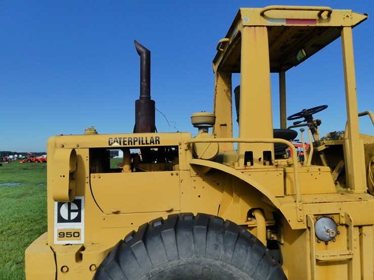 caterpillar-950-image-7