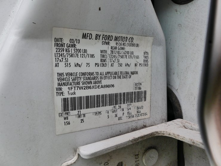 2013-ford-f250-xlt-image-16