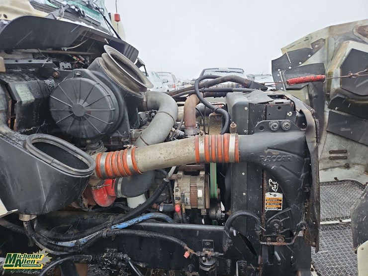 2008-kenworth-t300-image-23