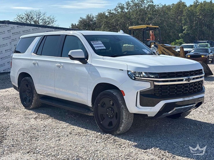 2022-chevrolet-tahoe-image-4