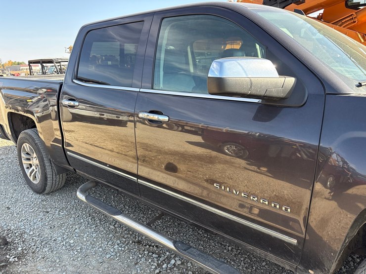 2015-chevrolet-1500-image-21