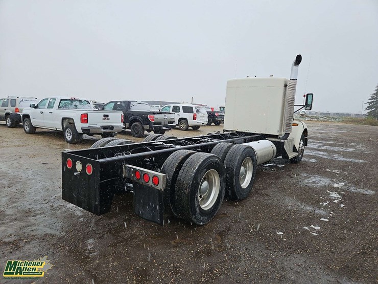 2008-kenworth-t300-image-4