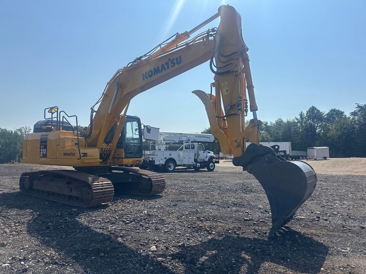 2021-komatsu-pc210-lc-11e0-image-11