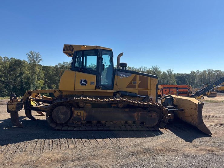 2013-deere-850k-wlt-image-8