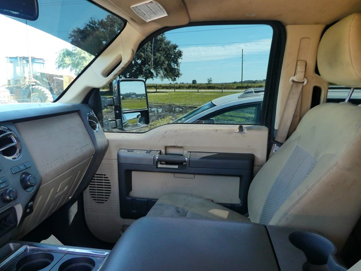 2011-ford-f250-xl-image-12