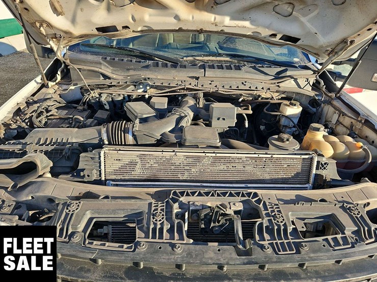2021-ford-f350-image-32