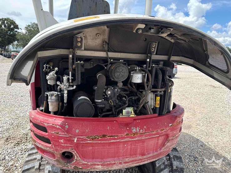 2019-takeuchi-tb235-2-image-6