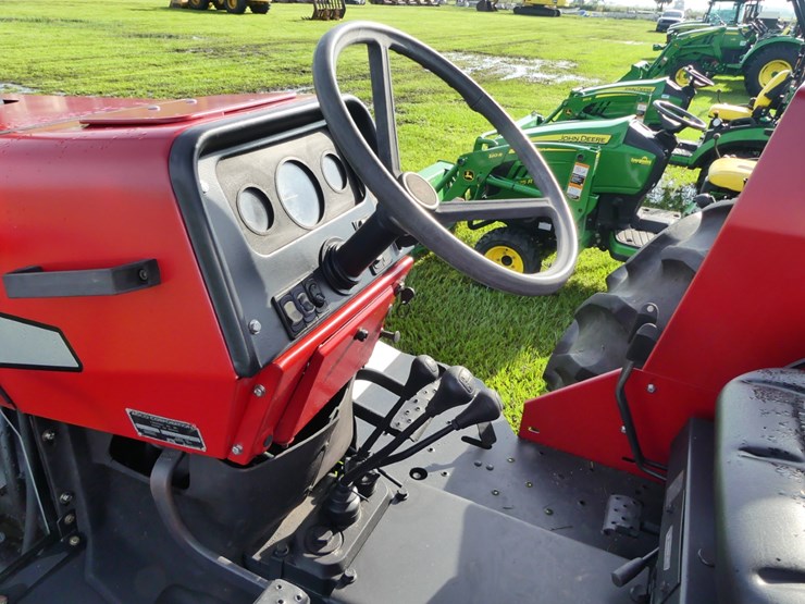 massey-ferguson-492-image-12