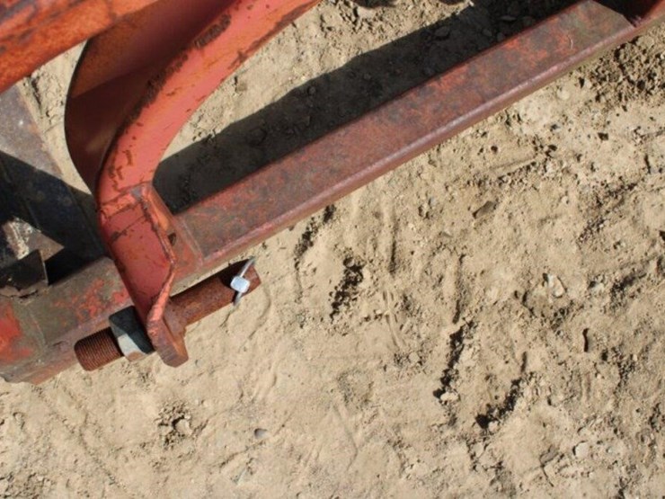 3pt-bale-fork-46"x53"-image-7