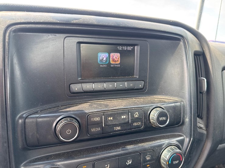 2017-chevrolet-silverado-1500-image-19