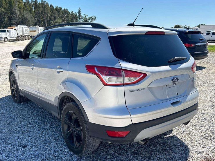 2016-ford-escape-image-3
