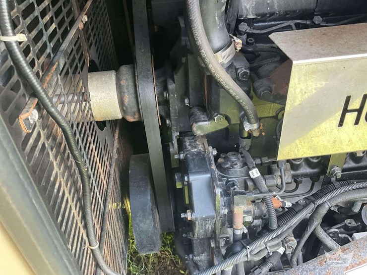 2008-generac-sd135-135kw-standby-diesel-generator-w/-base-fuel-tank-image-12