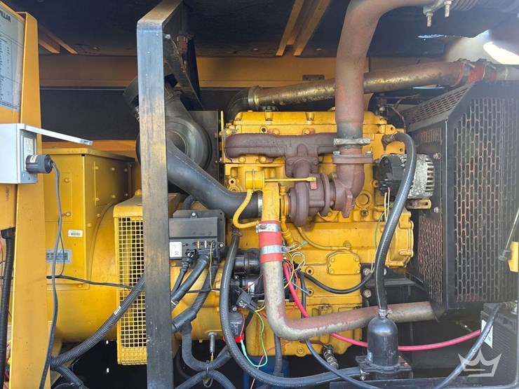 2006-caterpillar-d80-4-72kw-standby-diesel-generator-image-7