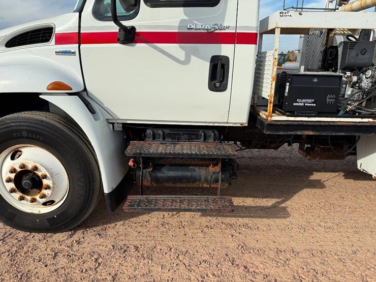 2008-international-durastar-4300-image-24