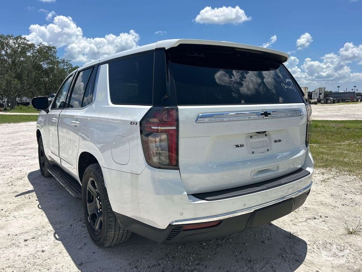 2023-chevrolet-tahoe-image-5