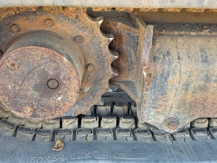2017-kubota-kx040-4-image-29
