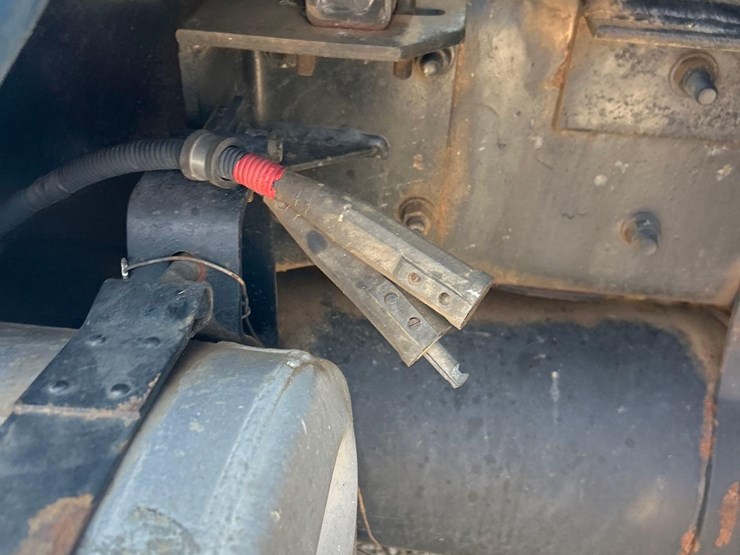 1996-mack-rd690s-image-34