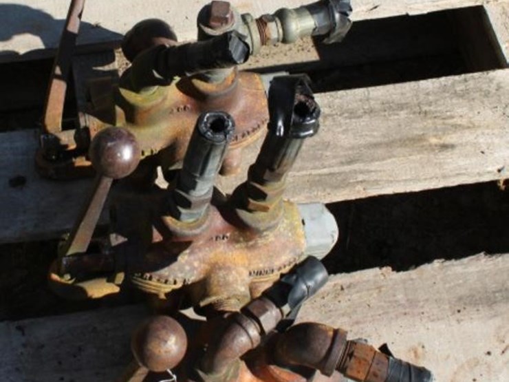loader-valve-assembly-image-2