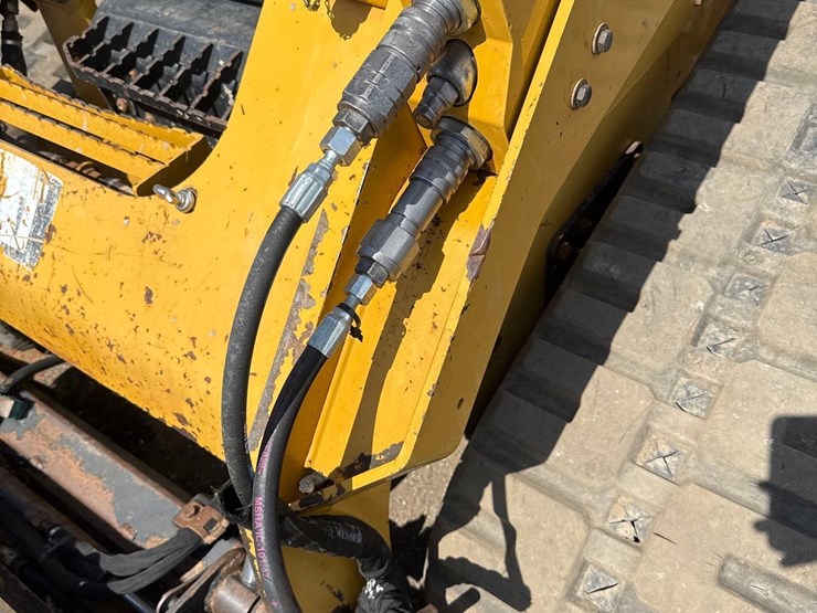 2019-caterpillar-289d-image-14