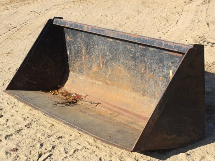 skid-steer-bucket-image-1