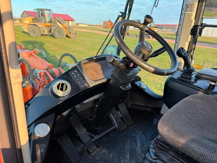2017-doosan-dl250-5-image-41