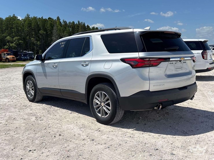 2022-chevrolet-traverse-image-4