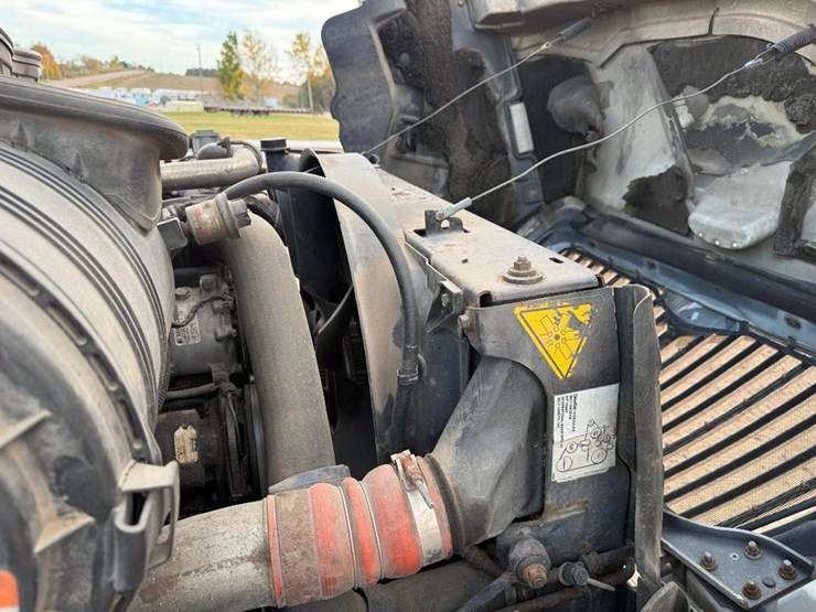 2008-international-durastar-4300-image-64