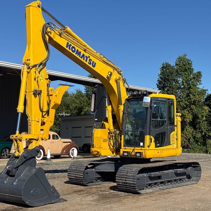 2022 KOMATSU PC138US