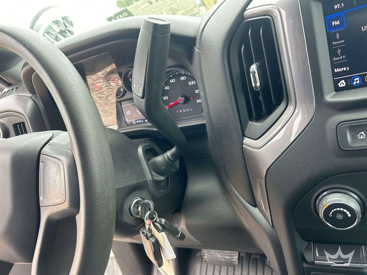 2022-chevrolet-silverado-1500-image-13
