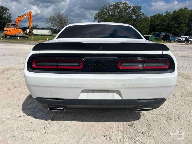 2023-dodge-challenger-coupe-image-25