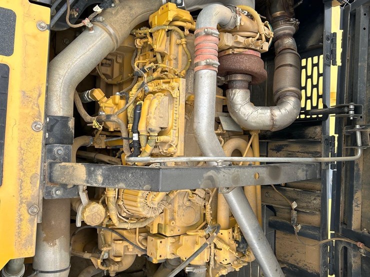 2023-john-deere-350-image-67