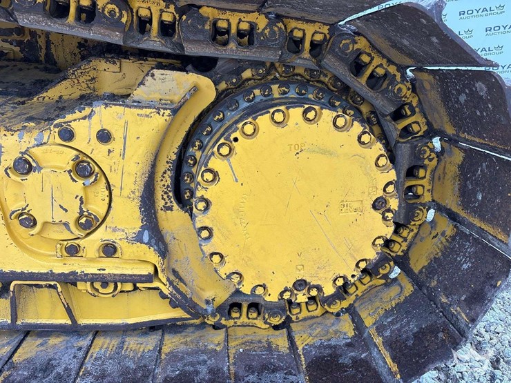 2023-komatsu-d61pxi-24-image-31