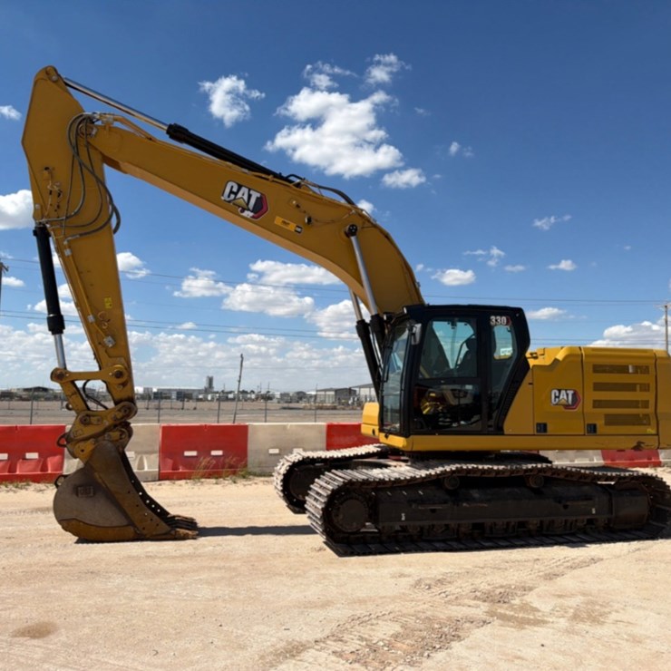 2020 CATERPILLAR 330