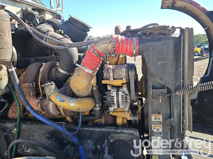 2005-peterbilt-357-image-16