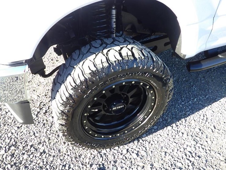 2020-ford-f350-image-10