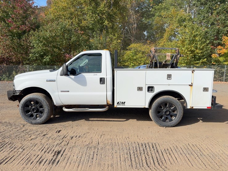 2007-ford-f350-xl-image-2