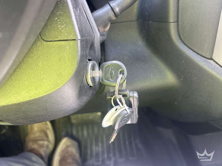 2019-chevrolet-silverado-1500-image-32
