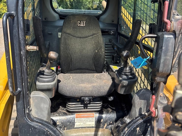 2019-caterpillar-289d-image-21