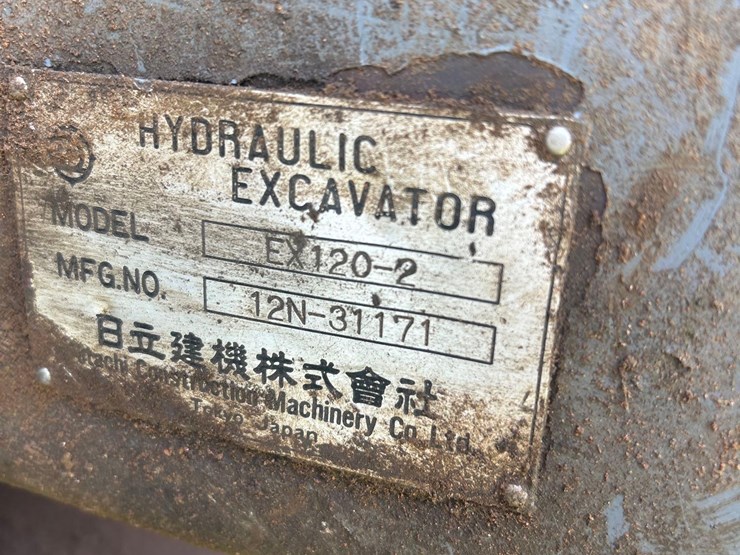 hitachi-ex120-image-30
