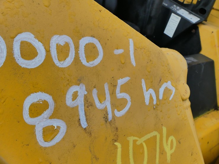 deere-270-image-17