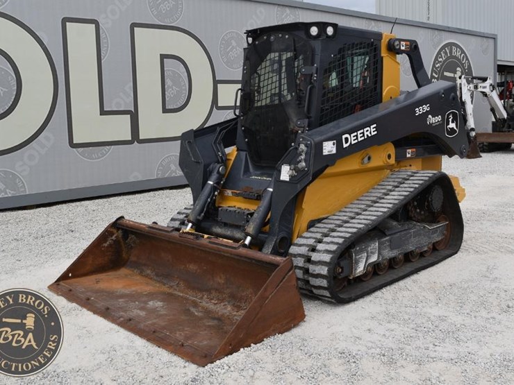 2024-deere-333g-image-2
